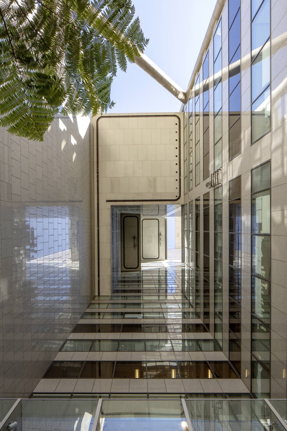 9 Castlereagh Street